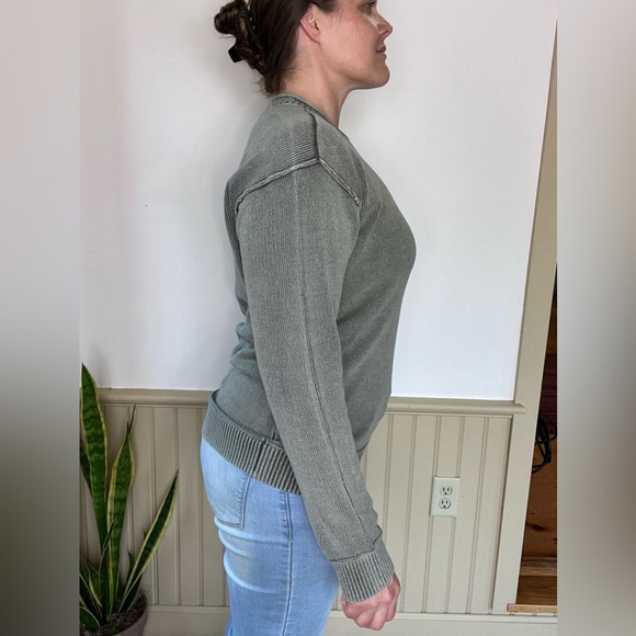 Hollister Y2K Knit Crewneck Sweater S Sage Green Fall Autumn Preppy School Top - Picture 4 of 8